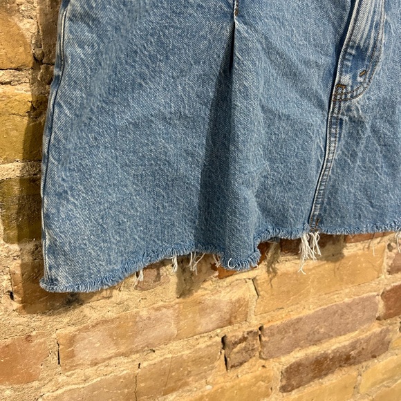 Abercrombie & Fitch Pleated Denim Ultra Mini Skirt - Picture 2 of 4